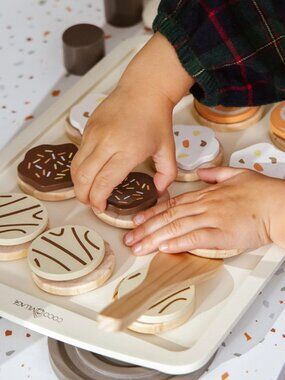 Wooden Cookie set